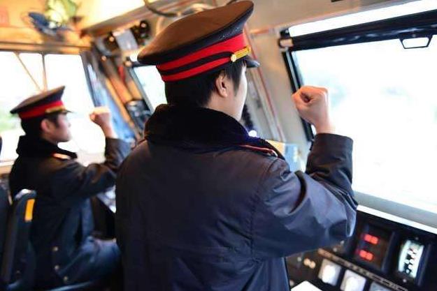 石家莊鐵路學校2020年火車司機專業(yè)學費多少？