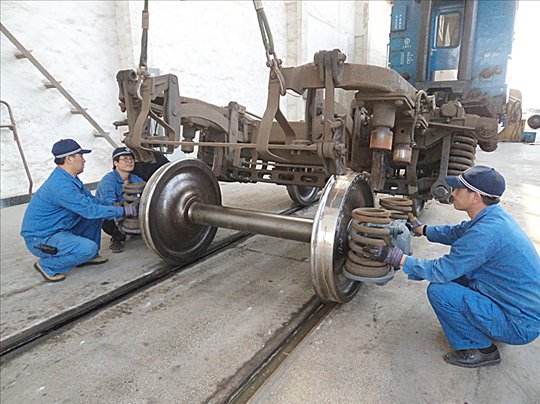 鐵道車(chē)輛運(yùn)用與檢修專業(yè)可以從事什么工作？