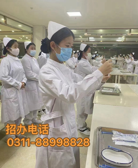 開啟醫(yī)護(hù)之路，2025年春季石家莊天使護(hù)士學(xué)校招生簡章